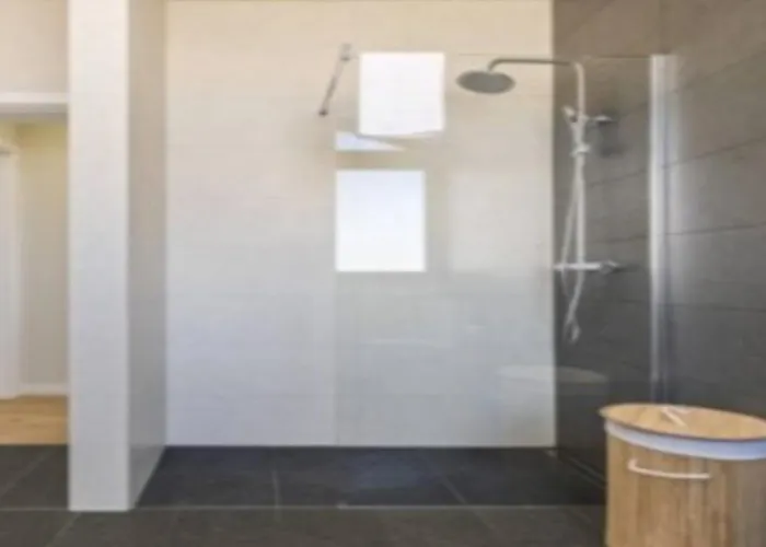 Superb In דירה פונשל